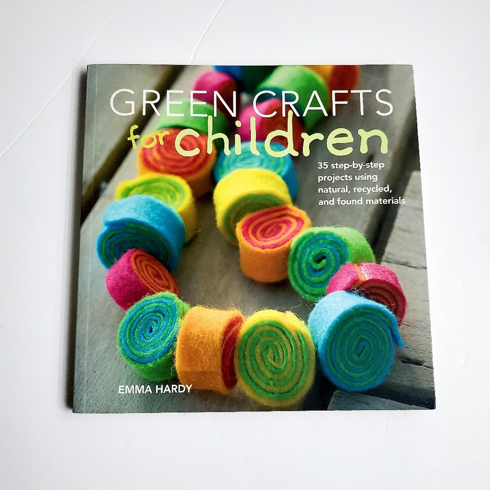 GREEN CRAFTS FOR CHILDREN Fun Easy DIY Activities for Kids Children's Activities